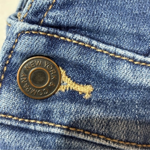 SOHO by New York and Company Distressed Blue Denim Overall Jeans Workwear Size M - Picture 7 of 15